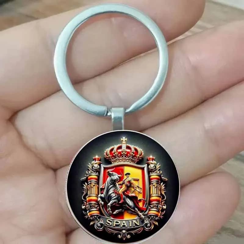 Pattern zinc alloy keychain - perfect for football fans, wallets, backpacks, Mother's Day and Father's Day gifts in Spain