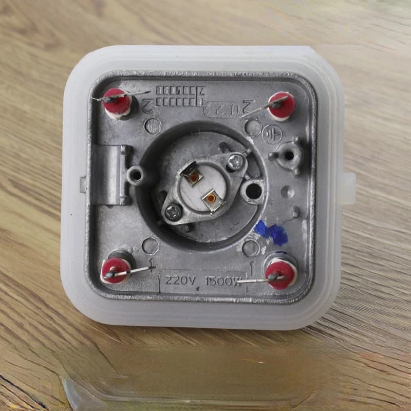 Elemento riscaldante 220V1500W della stiratrice di alluminio della griglia 1PC per le parti di ricambio del riscaldatore del vapore dell'indumento di Midea