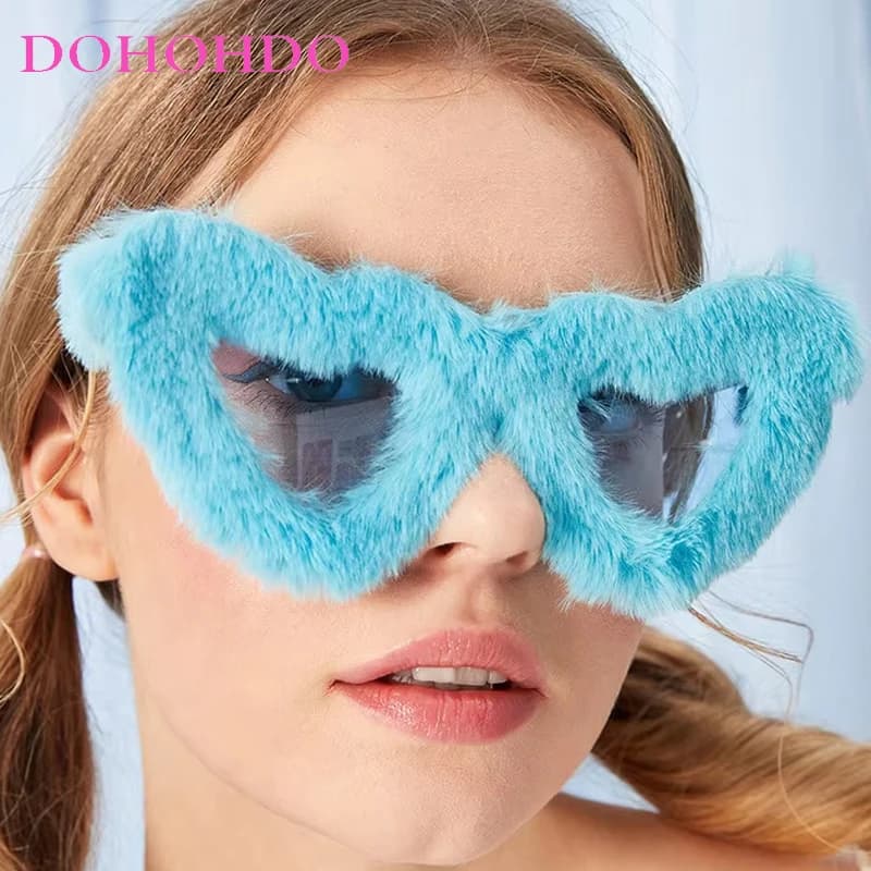 DOHOHDO 2026 Retro New Heart Shaped Soft Plush Sunglasses Women Men Fashion Pink Eyewear Trendy Ladies Love Glasses Shades UV400