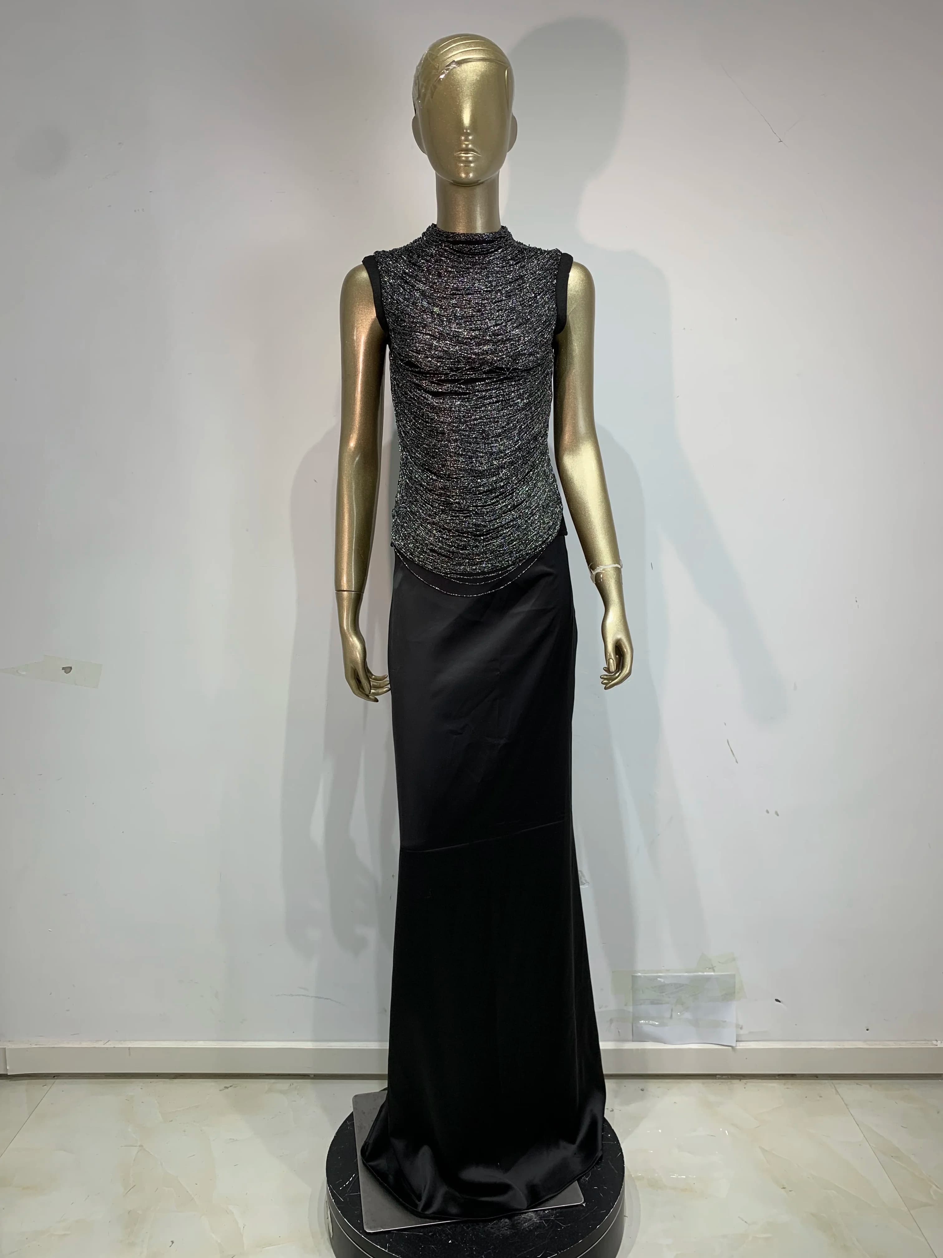 Completo da donna sexy senza maniche a due pezzi, elegante top con nappe e gonna lunga, abito da sera di lusso per feste e cocktail