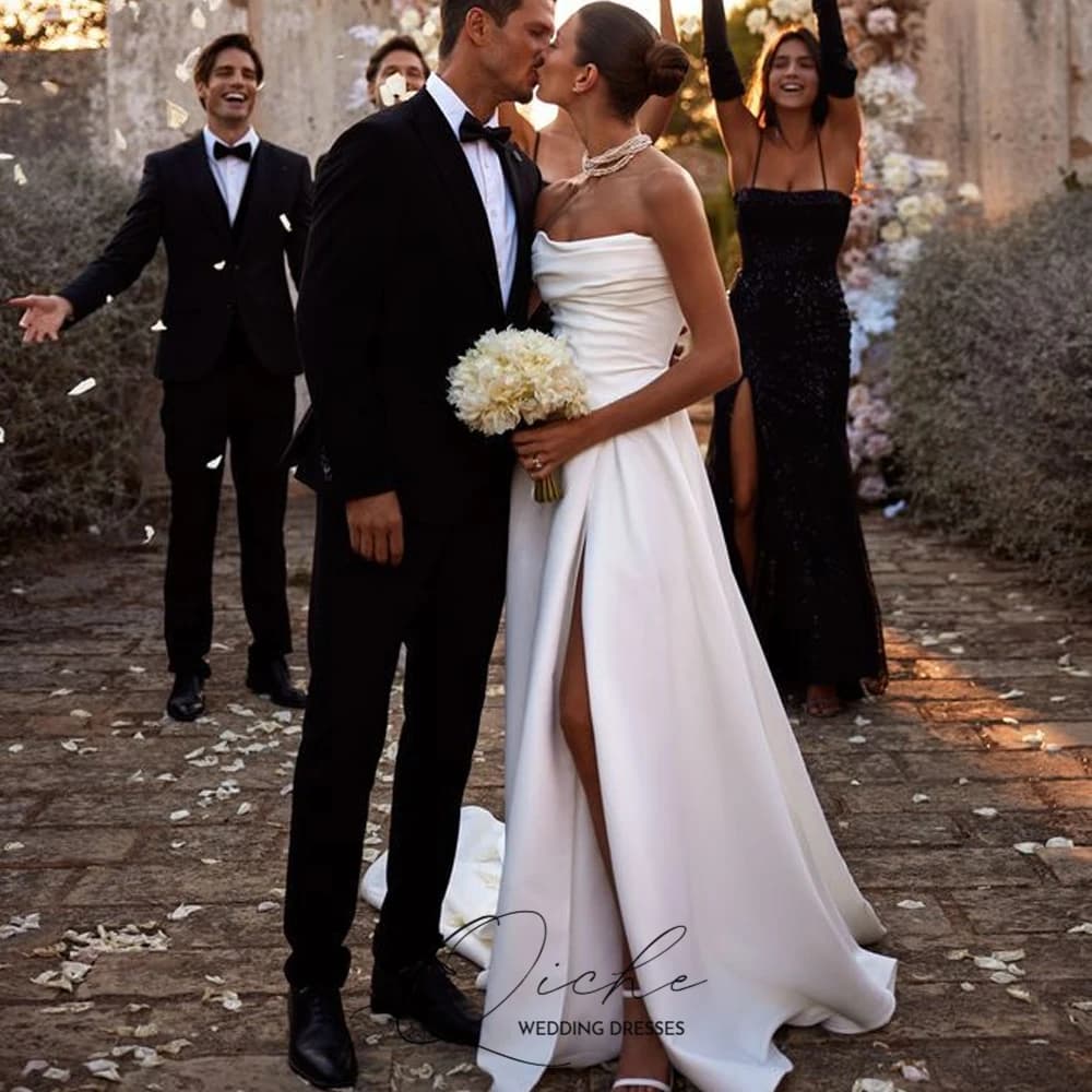 QICHE Simple Satin Wedding Dresses Pleated Civil Bridal Gown Side Slit Minimalist Customized Bride Dress For Wedding Ceremony