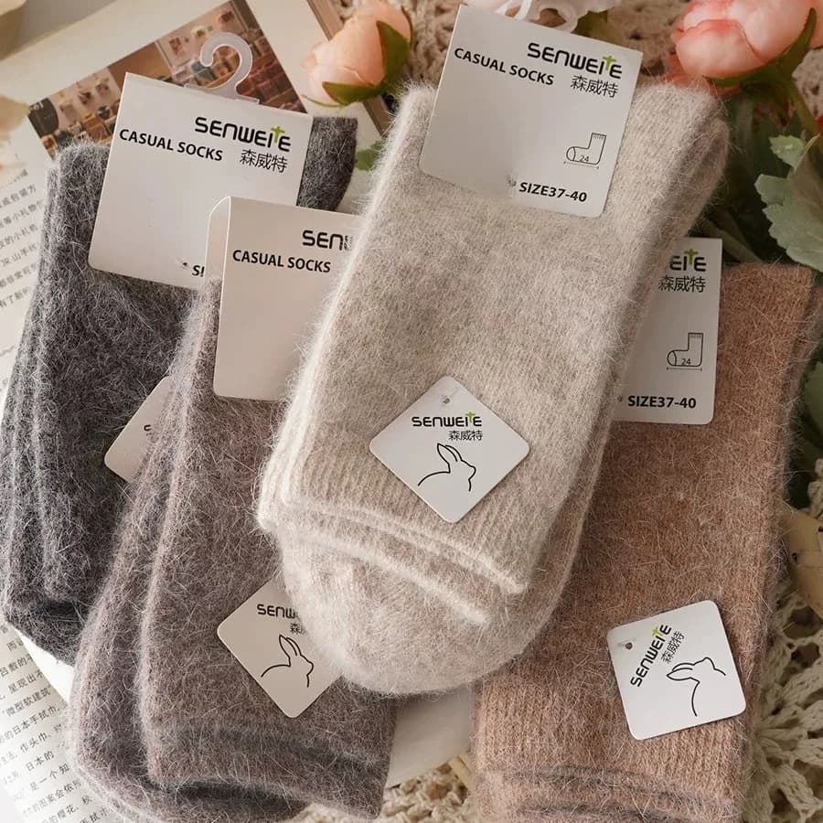 Women's Wool Socks Mid-Autumn Tube Socks Winter Thicknesses With Hot Rabbit Socks Wool Warm Cashmere Socks Winter Black