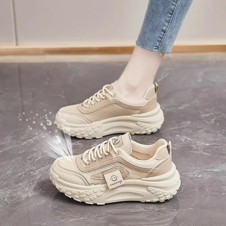 Height-increasing hollow mesh women's sneakers, 2026 new summer thick, soft sole breathable mesh versatile casual shoes