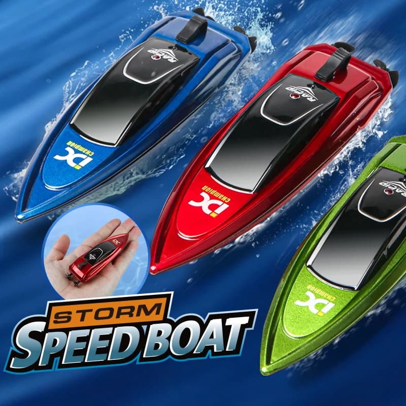 HC-805 remote control boat has a compact size and is a children's toy that can be played both indoors and outdoors
