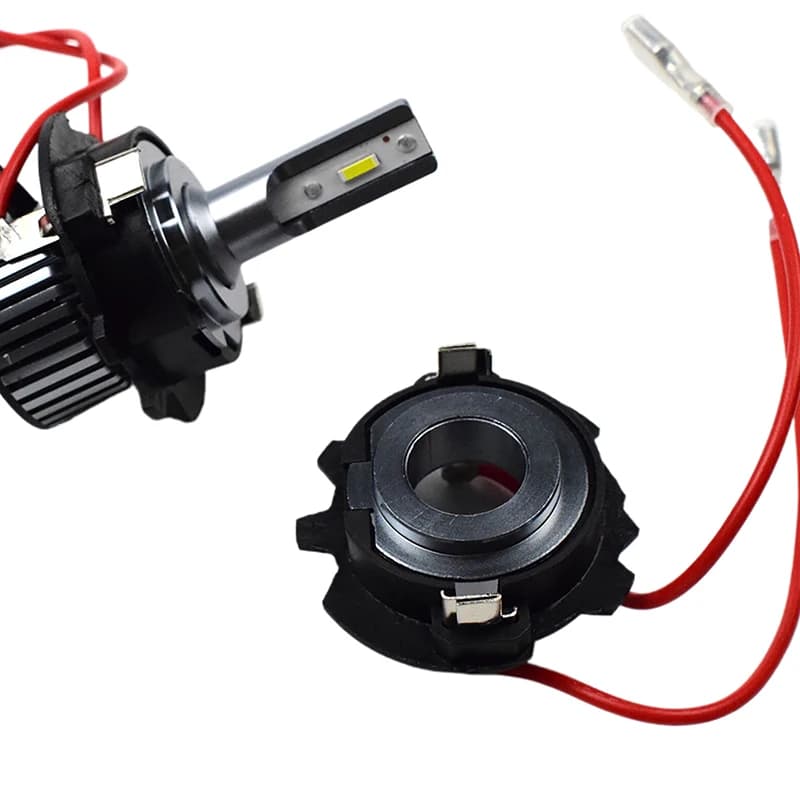 2PCS For Plastic Lamp Base Headlight Accessories H7 LED Headlight Bulb Base Adapters Holders Retainers For Golf 5 MK5