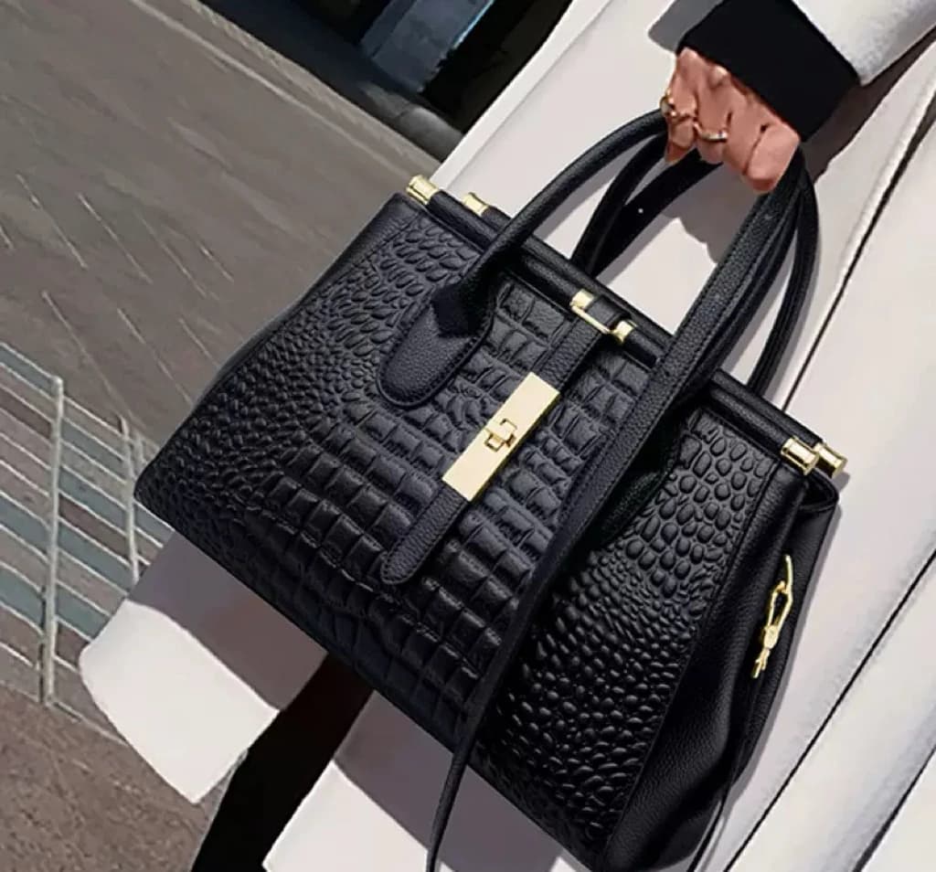 Black Crocodile Pattern Tote Bag Women's Retro Luxury Style Metal Lock Large Capacity Shoulder Handbag Fashion Daily Commute Pur