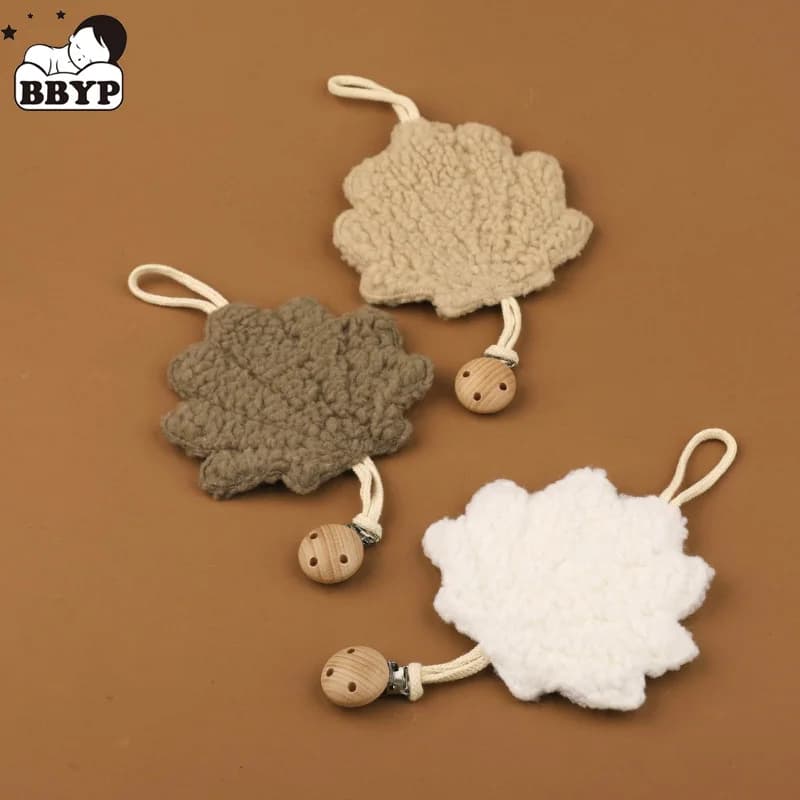 Catena per ciuccio per bambini Ciondolo in peluche Porta clip per ciuccio Soft Shell Culla Decorazione da appendere Accessori per ciuccio infantile