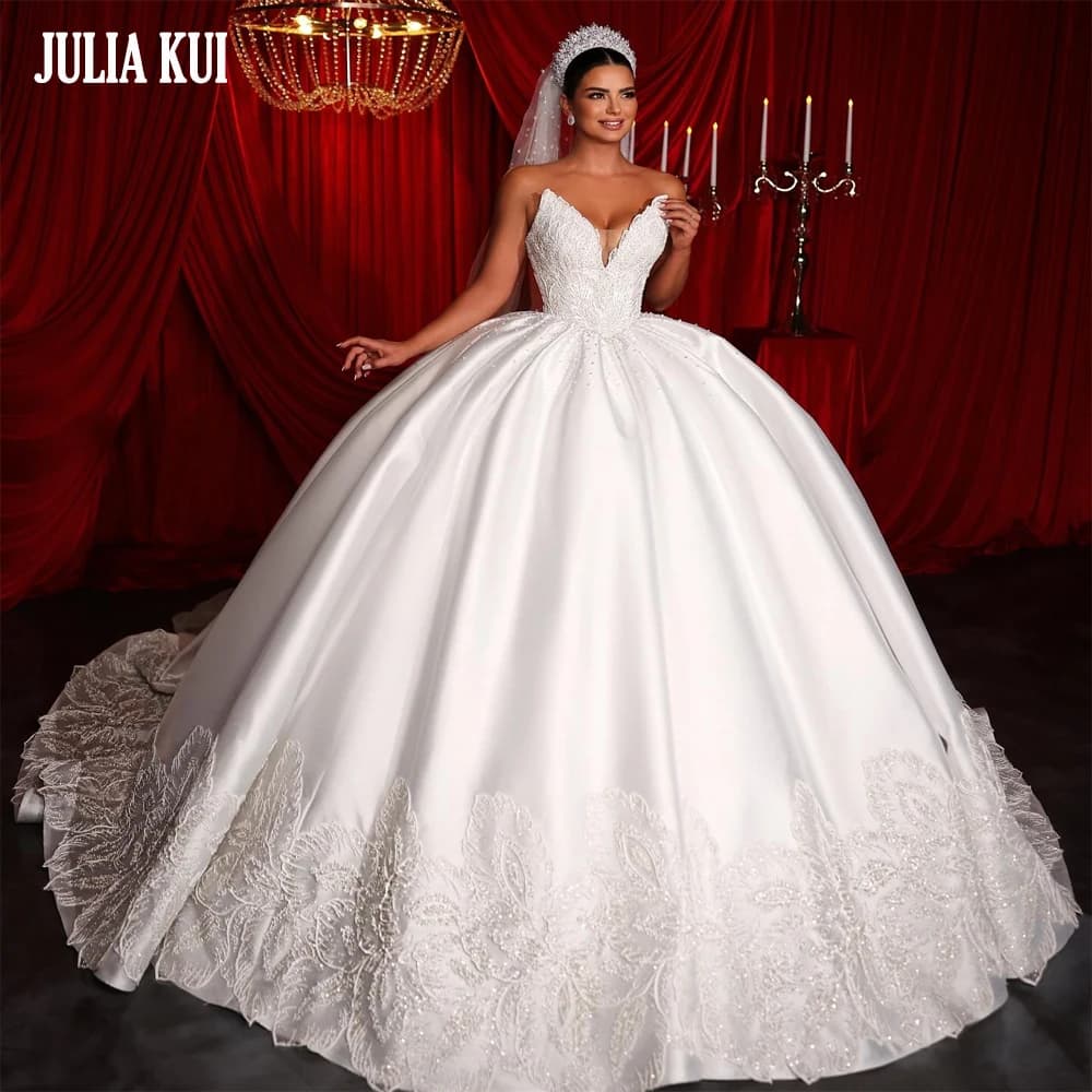 Julia Kui Custom Made Luxuru Abito da ballo in raso Abiti da sposa Perline Perle Pizzo con spalle scoperte Abiti da sposa principessa per le spose