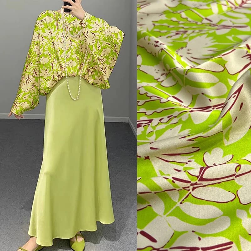 Spring Style Floral Elastic Silk Threaded Satin Fabric with Soft Silk Fabric Perfect for Dress Skirt Pants Pajamas RR2724