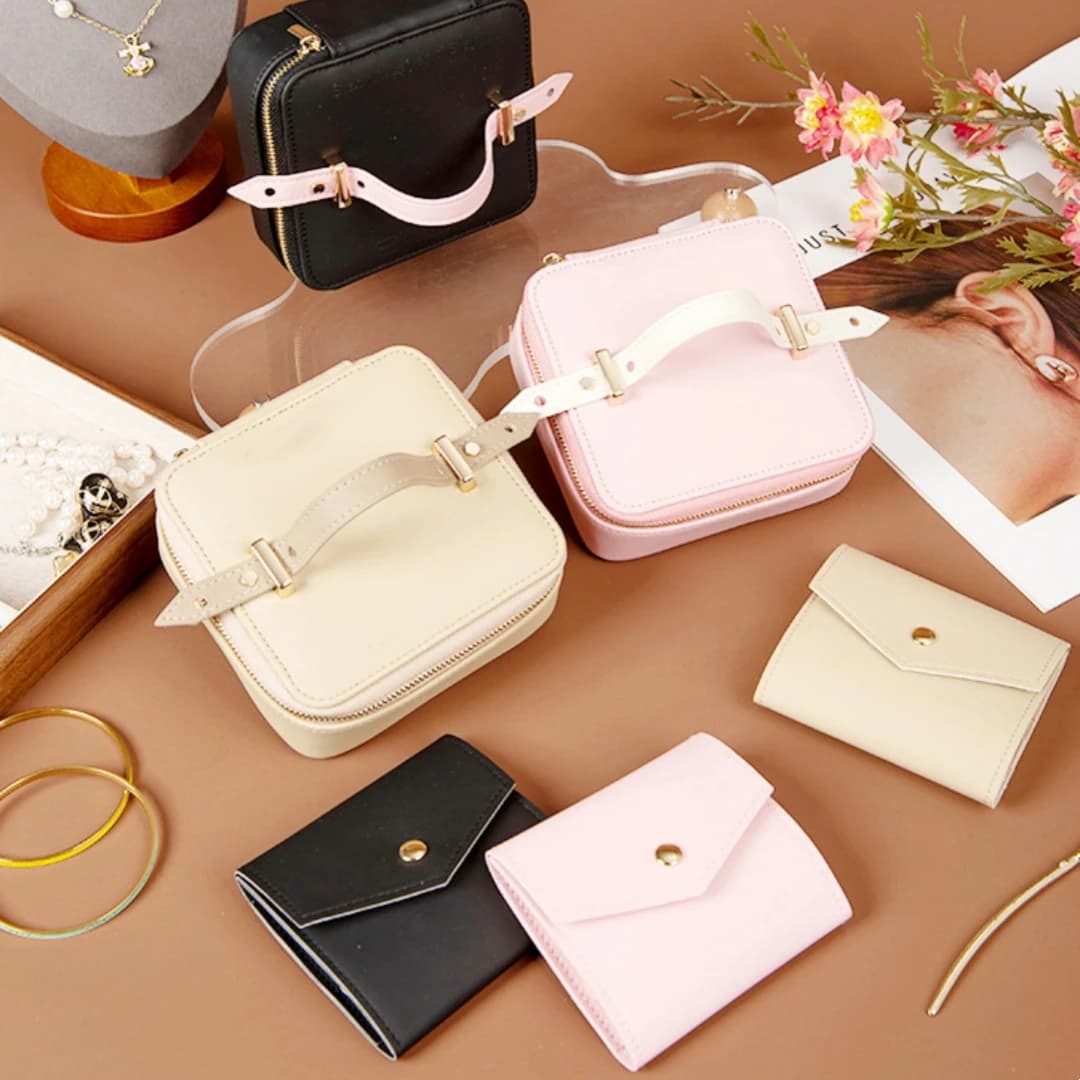 Borsa Porta Gioielli in Pelle PU, Scatola Portagioie Portatile per Orecchini, Anelli e Collane, Organizer per Gioielli da Viaggio per il Business
