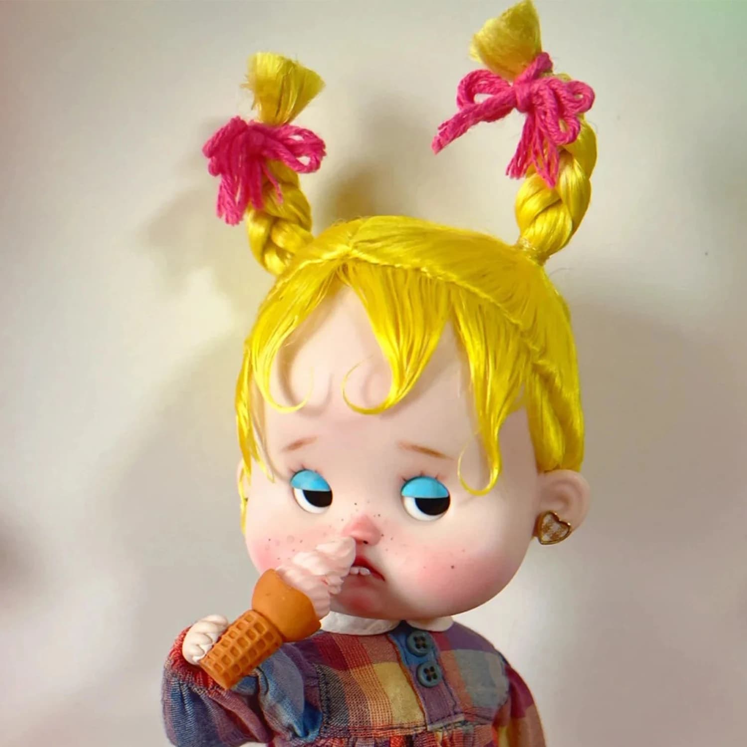 Preordine BJD Doll OB Lulu 1/8 Gagtooth Occhi semichiusi Espressione Testa Poseable Figura in resina da collezione