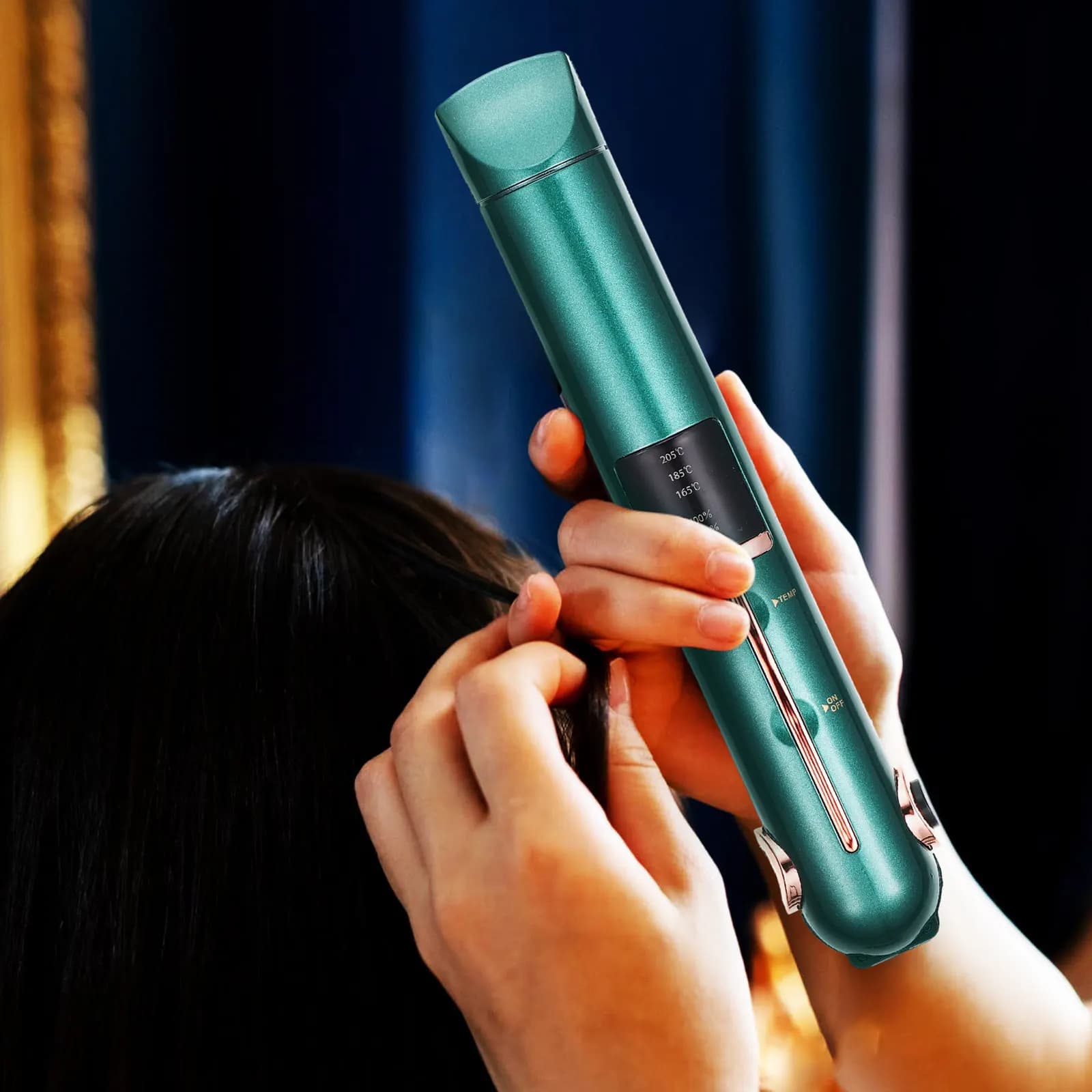 Piastra per Capelli Ricaricabile Senza Fili con Funzione Arricciacapelli, Temperatura Regolabile, Strumento di Styling Portatile per Viaggi e Uso all'Aperto