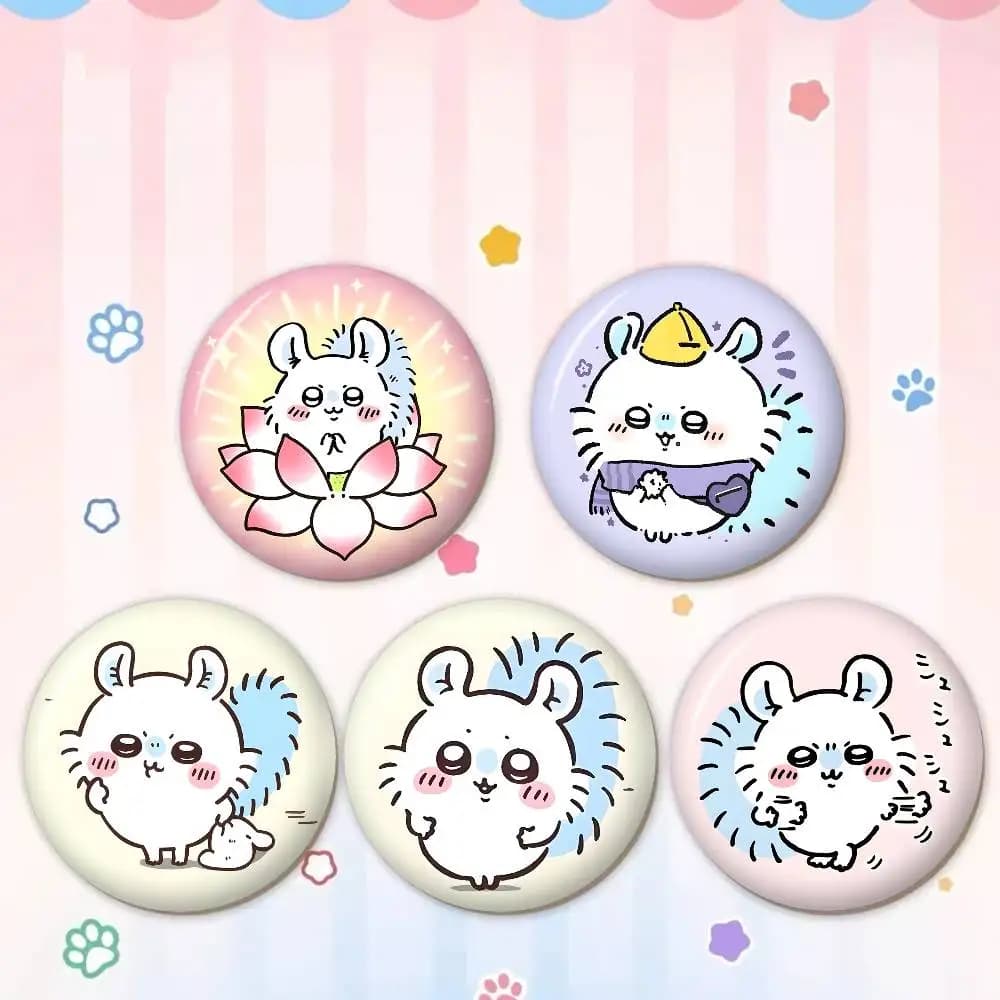 Spilla/Badge Fatto a Mano Kawaii Anime Cartoon M-momongas per Vestiti, Decorazione Zaino, Gioielli