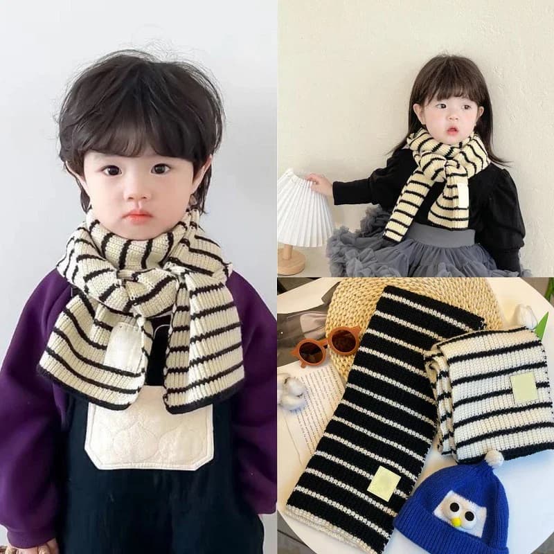 Sciarpa per bambini a righe invernali Fazzoletto da collo coreano caldo lavorato a maglia per bambini Ragazzi Ragazze Sciarpe al collo per bambini classiche a righe bianche nere