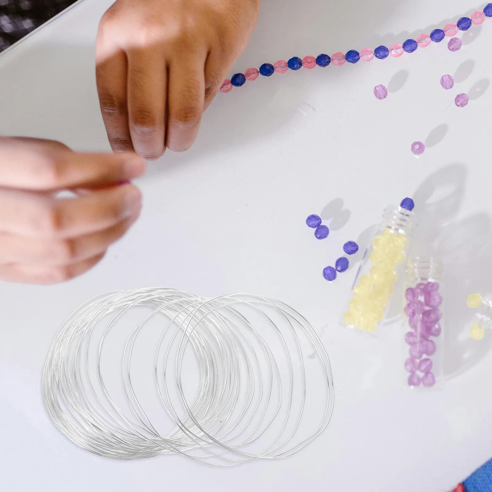 Rotolo di filo di alluminio per la creazione di gioielli, flessibile, robusto, liscio, leggero, portatile, per braccialetti con perline, decorazioni floreali