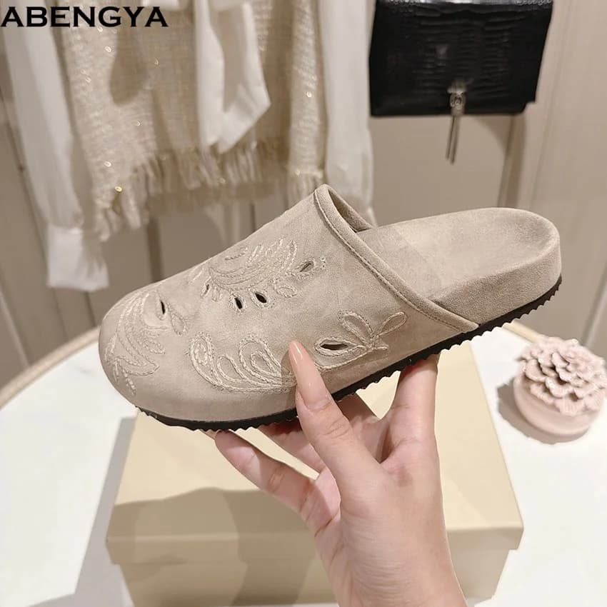 Summer Embroidery Suede Leather Flat Slippers Women Loafers Casual Derby Shoes Slides Comfort Holiday Beach Slippers Women's