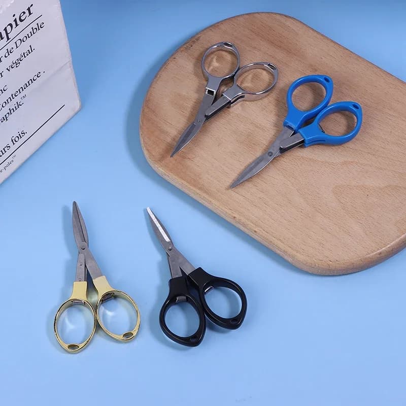 Forbici pieghevoli da viaggio, piccole attrezzature da pesca, adatte per uso esterno e domestico.