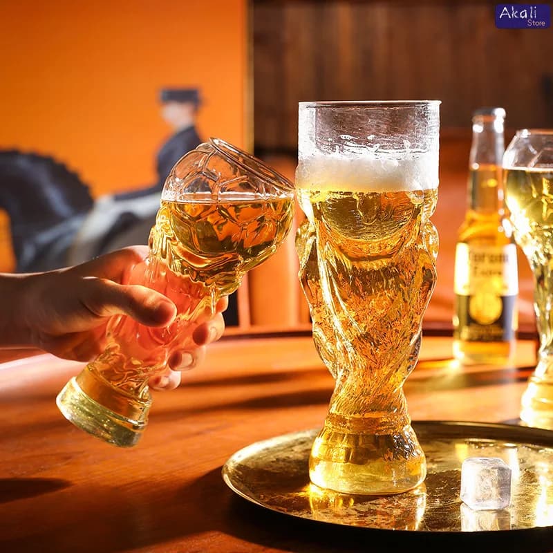 Bicchiere da Birra a Forma di Trofeo di Calcio, Calice Creativo di Grande Capacità, Boccale per Tifosi, Tazza da Bar per Feste, Regalo per Uomini