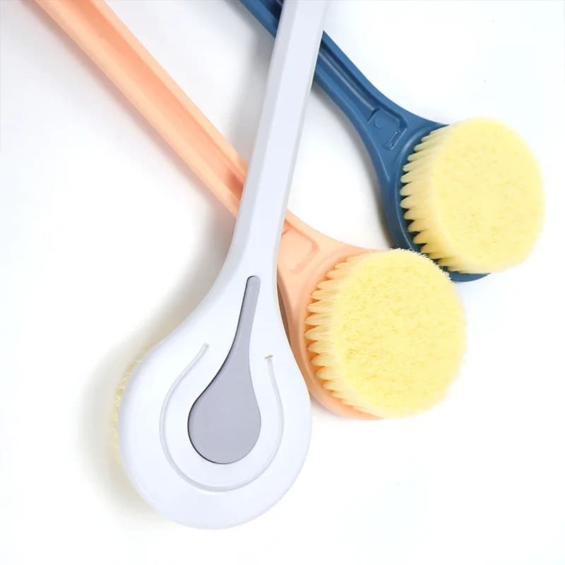Spazzola da bagno a manico lungo con setole morbide per l'esfoliazione e il lavaggio della schiena. Pulizia facile e efficace.