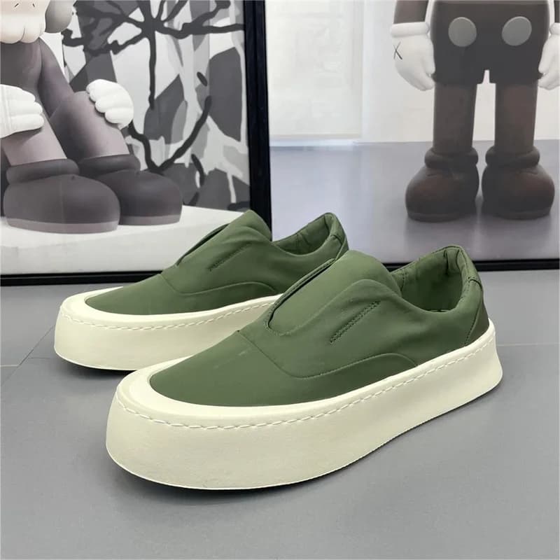 Nuove sneakers basse da uomo scarpe di tela solide scarpe da ginnastica verdi uomo espadrillas estive sneakers casual traspiranti slip on scarpe da ginnastica