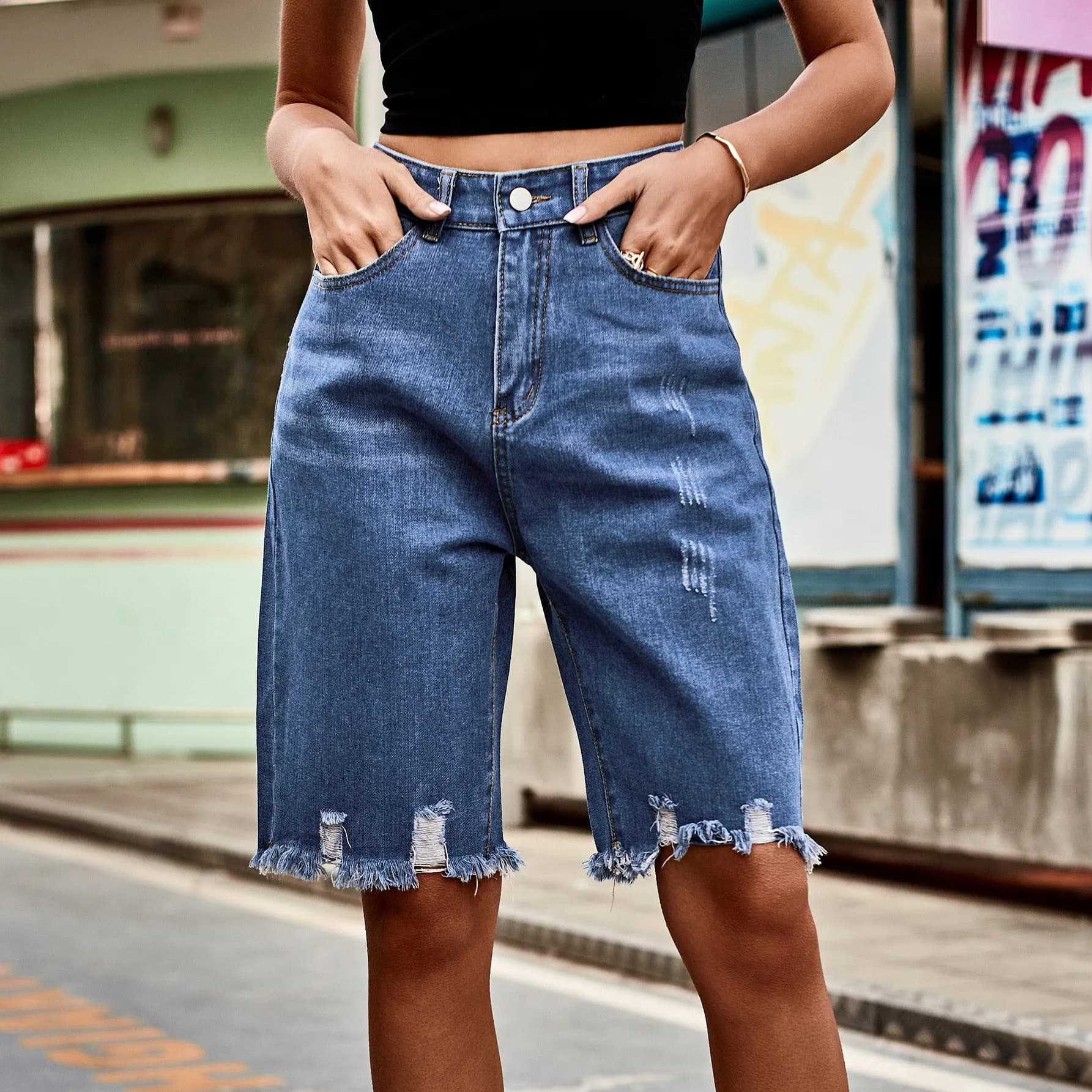 Abbigliamento estivo da donna, pantaloncini in denim effetto distressed con orlo sfrangiato, pantaloncini in jeans dritti da donna a vita media in cotone, streetwear Y2K, Jorts