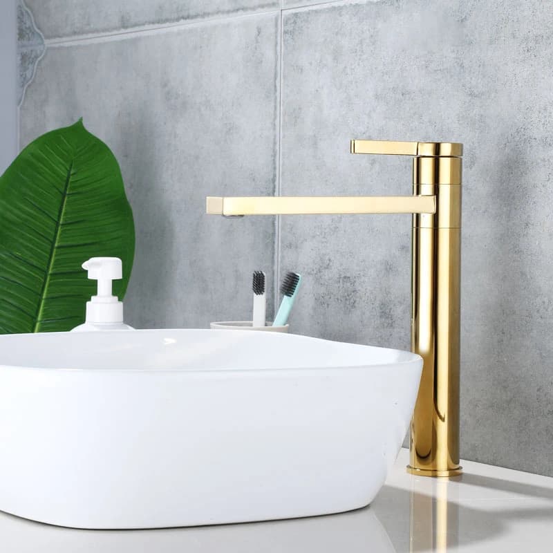 Rubinetto per lavabo da bagno rubinetto per acqua calda fredda montato sul ponte foro singolo e maniglia miscelatore per lavabo stile alto cromato nero oro