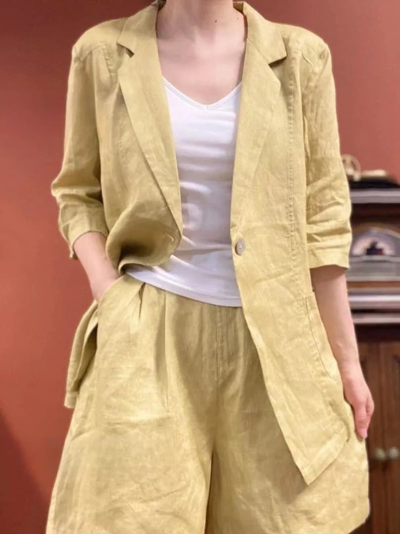 Completo Estivo da Donna: Pantaloncini Larghi Dimagranti e Giacca in Cotone e Lino, Set Due Pezzi Casual alla Moda in Tinta Unita
