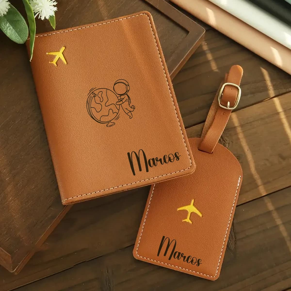 Custom passport clip set and label for luggage with golden letters, 2-piece travel gift box, passport folding case, multifunction