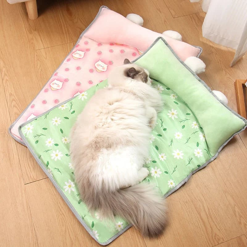 Dog and cat bed, summer ice silk cooling mat, pet supplies, dog bed for small and medium-sized dogs, suitable for all seasons