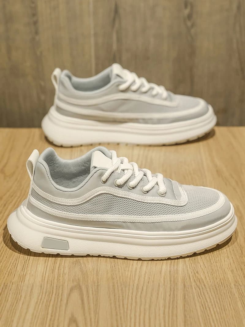 Men's Summer Breathable Ice Silk Mesh Casual Sports Shoes Versatile Thick Bottom Anti-Slip Trendy Sneakers Daily Wear