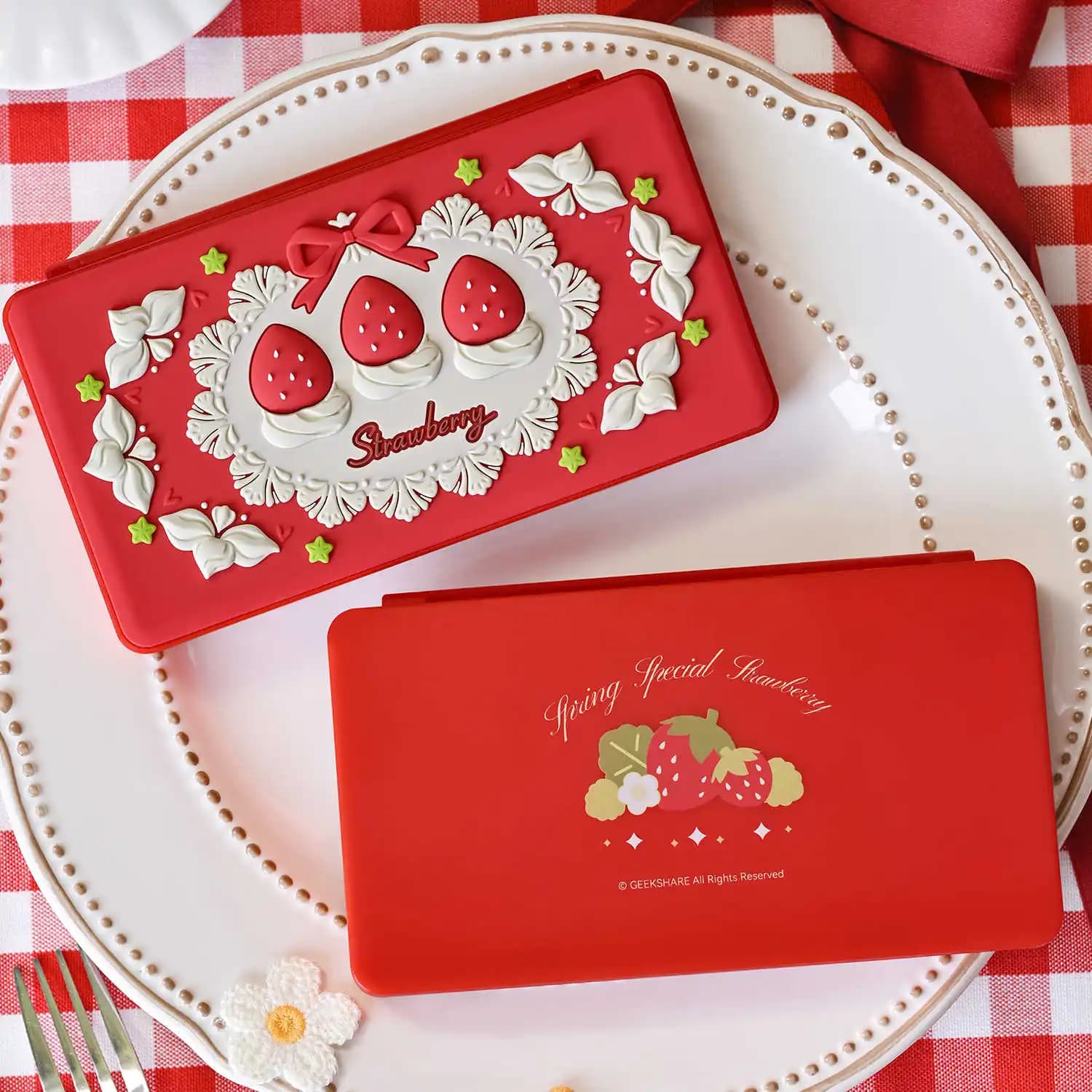 Custodia protettiva per scatola di immagazzinaggio di carte da gioco con guscio rigido fragola per Nintendo Switch 2/NS Oled Lite Memory TF Cover Protector