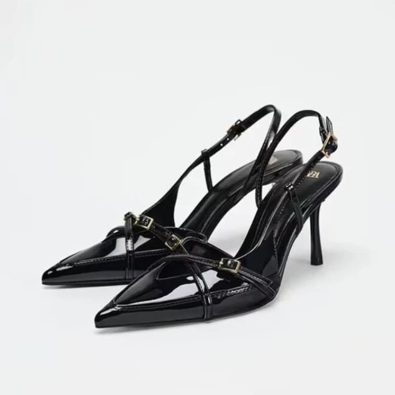 Sandals with an intense red high heel, elegant and fashionable, with open tip and cross strap, perfect for summer. Sizes 35-42.