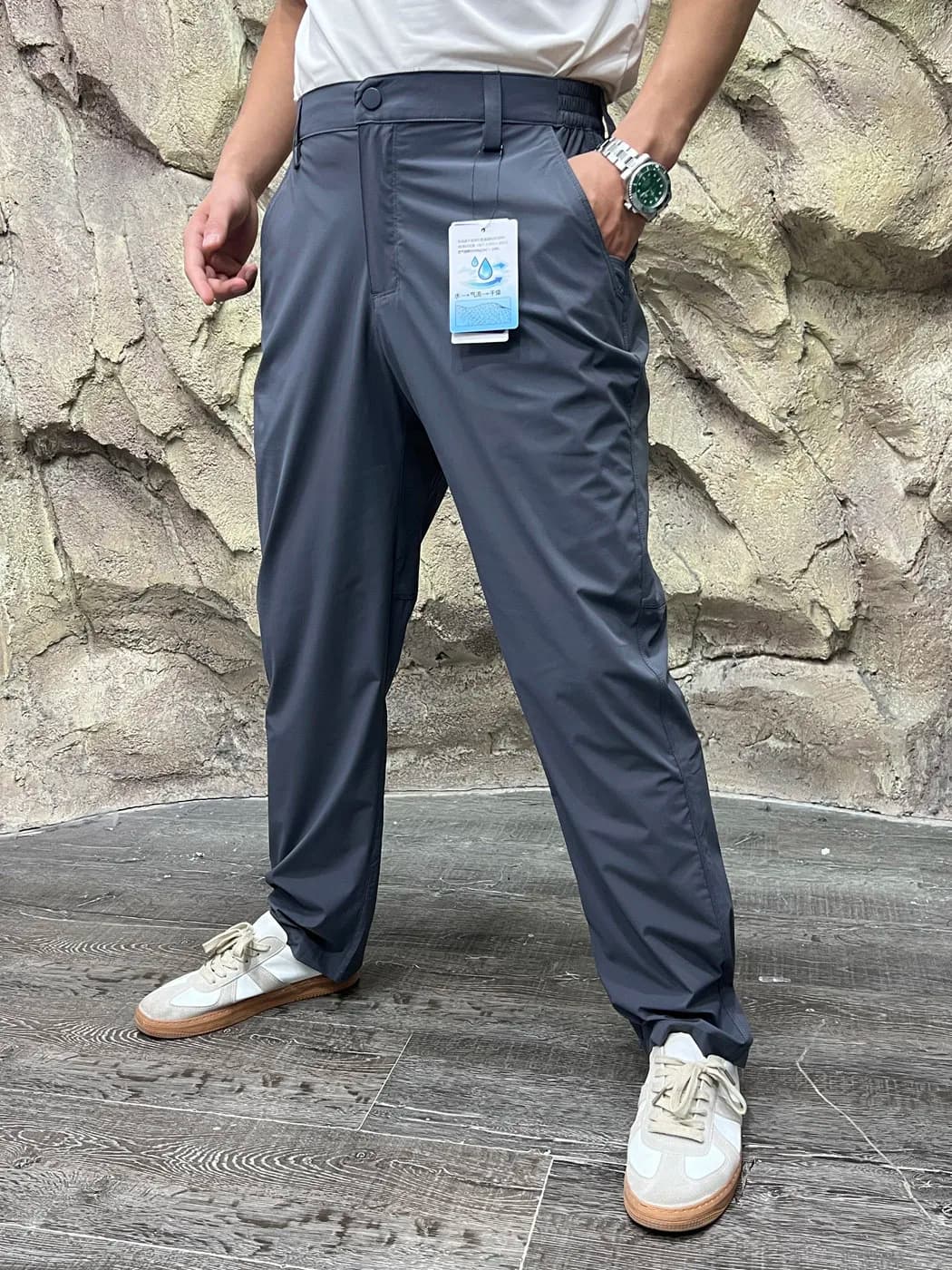 High-End Men's Outdoor Casual Pants Soft Quick Dry Rear Glue Pocket Laser Engraving Straight Leg Pants Waterproof