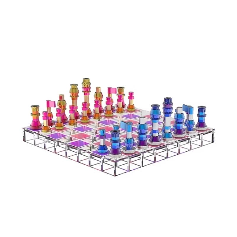 Set di scacchi colorati come ornamento e regalo