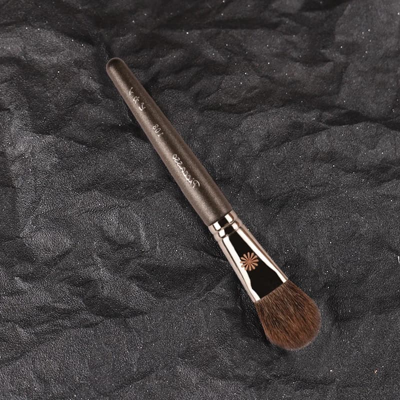 Piccasso Pennello per trucco grigio 108 Pennello per fard Morbido pile in legno massello Pennello per fard professionale liscio e delicato Pennello per trucco viso