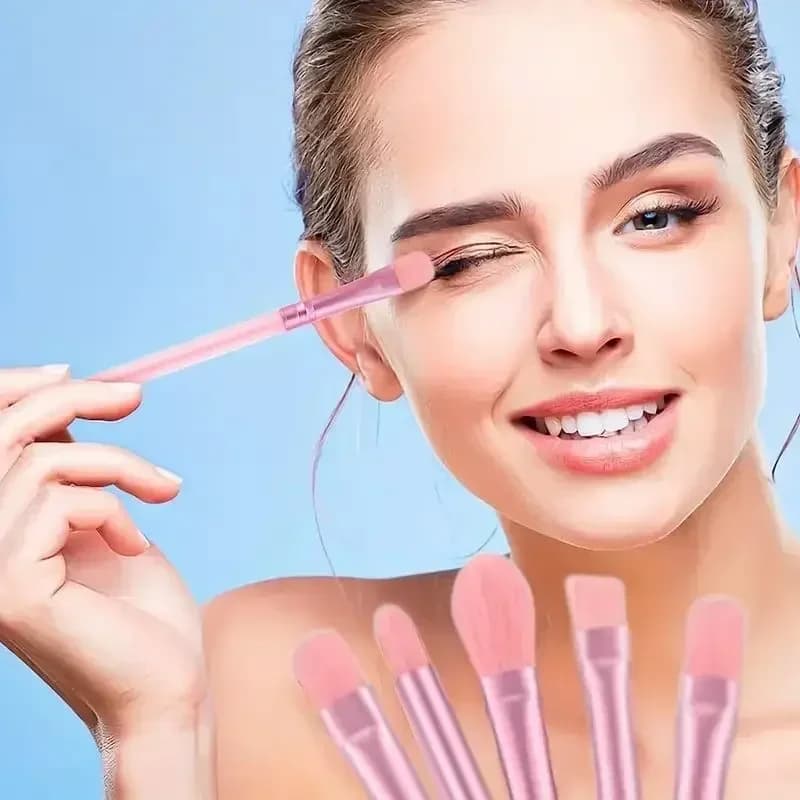 Set of 13-piece premium synthetic nylon bristles: soft, delicate and cruelty-for impeccable foundation, fard, dust,