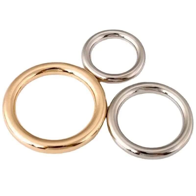 10 anelli metallici senza cuciture, bellissimo anello in lega di zinco spesso color oro/argento, accessori per abbigliamento/borsa