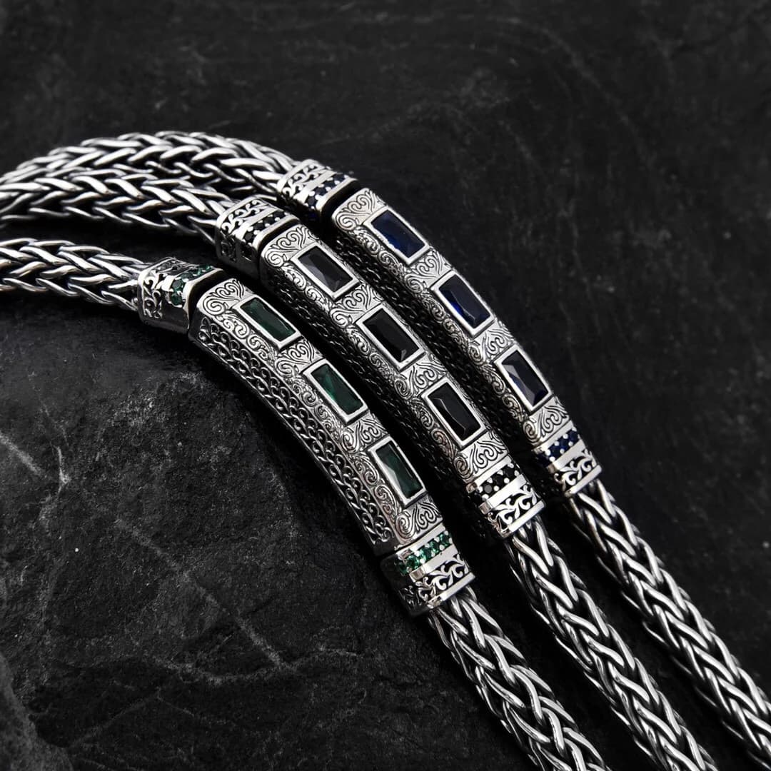 Bracciale da uomo in corda di canapa fatta a mano con motivo a vite, gioielli minimalisti con accento di diamanti per stile casual