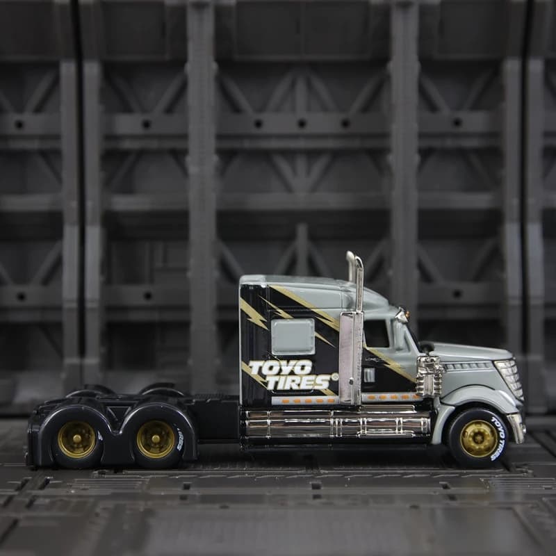 Maisto 1:64 International Lonestar American Heavy Truck International Lonestar Alloy Model Trailer Car suitable for collection