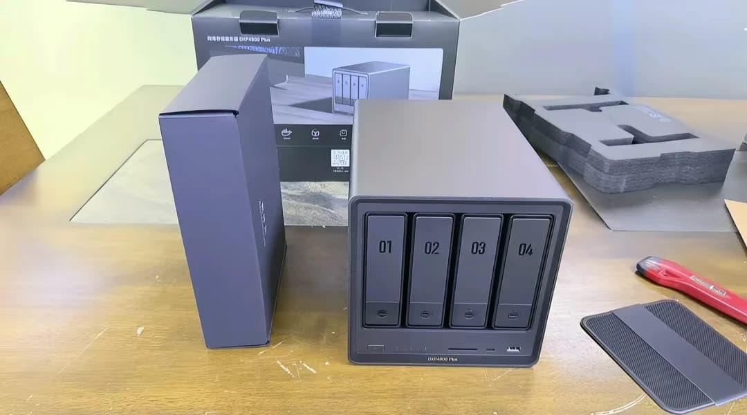 Ugreen Storage DXP4800 Plus 4-Bay NAS Diskless Network Storage