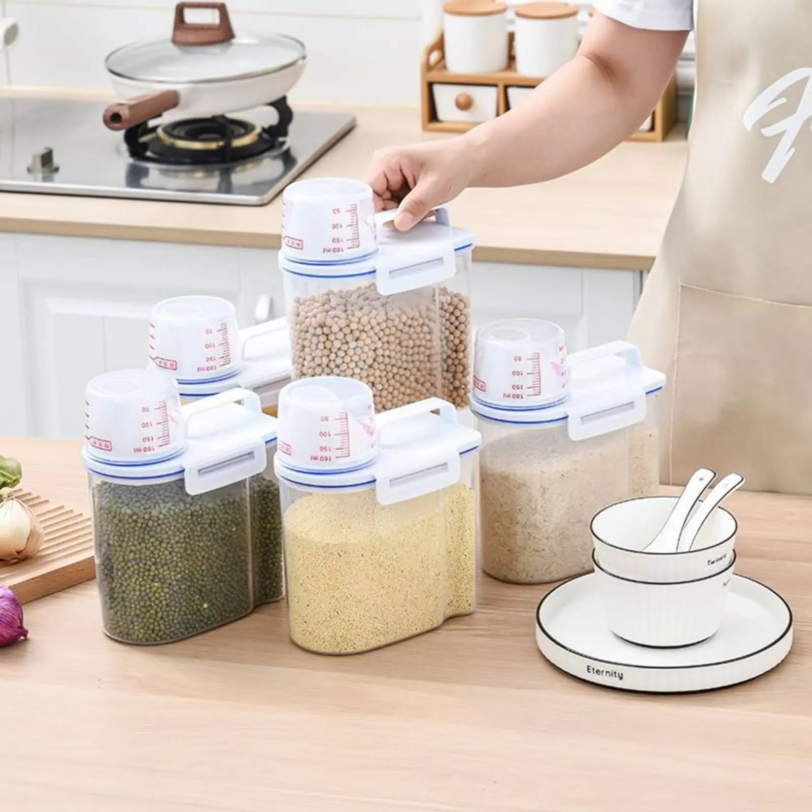 Contenitore per Riso Sicuro con Dosatore e Misuratore, Dispenser per Alimenti Secchi, Versatore Senza Sforzo, Organizzatore per Dispensa