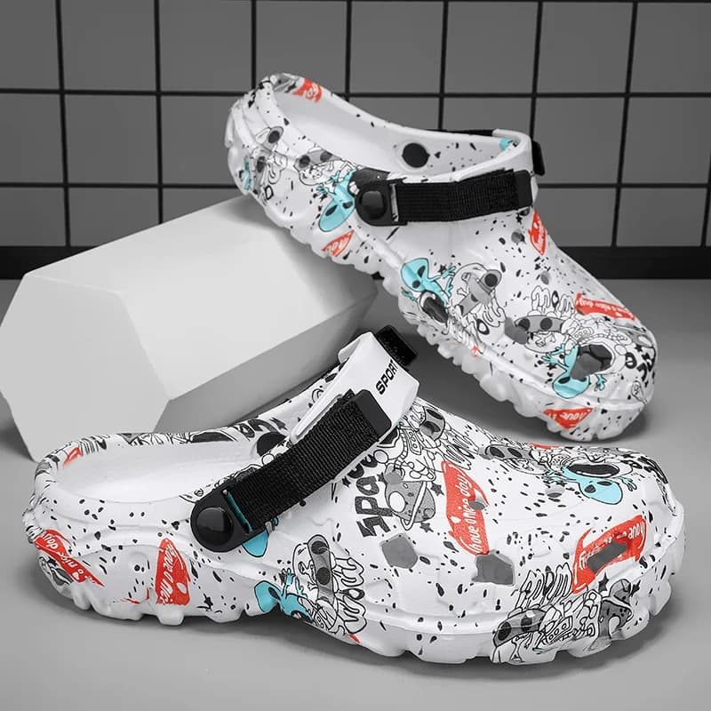Shoes Men's Clogs Slippers Sandals 46 47 Male Garden Shoes Flat Camouflage Sandals Male Big Size Outdoor Flip Flops Home Clogs