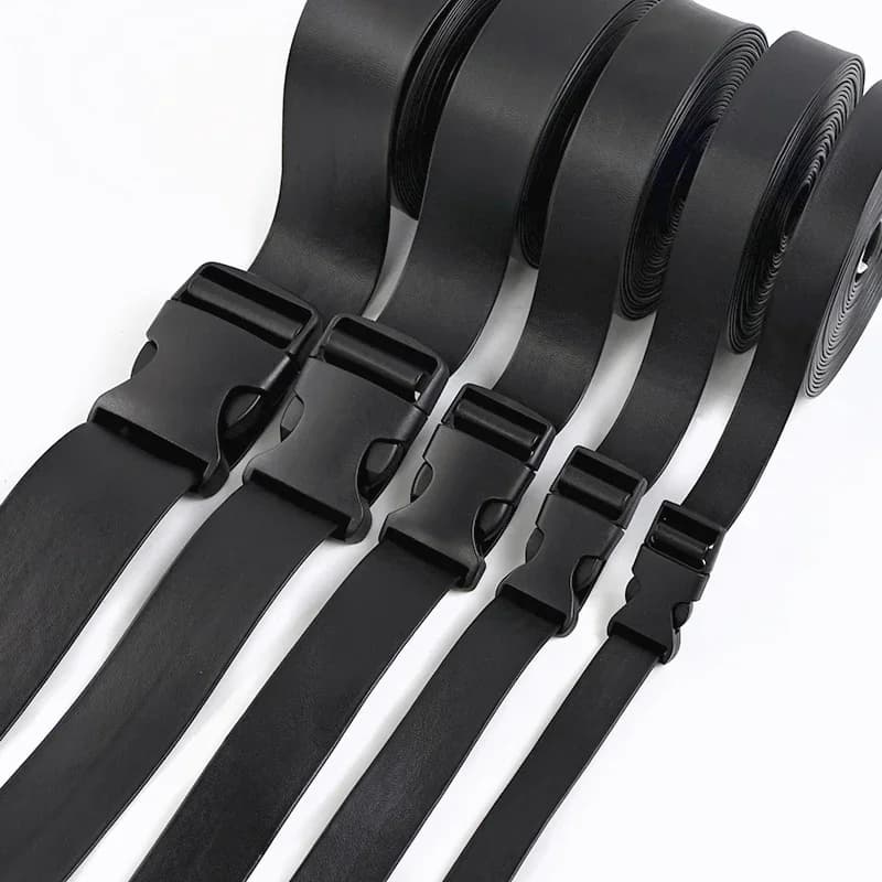 Set di cinghie con fibbie da 10-50 mm 1/2/3/4/5 pezzi fibbia a sgancio rapido + cinghia in pelle per collare per cani moschettone nero clip di fissaggio