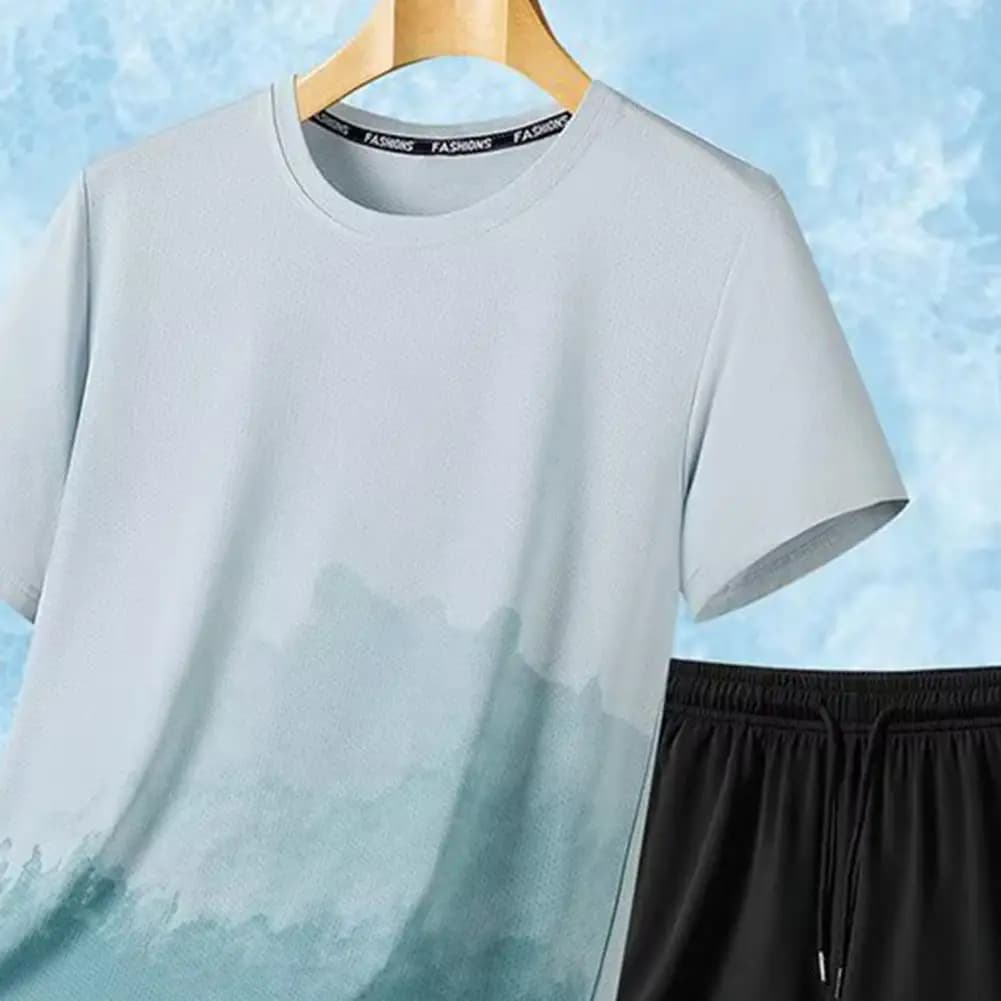 Set da 2 pezzi da uomo, estivo, leggero, per esercizi, t-shirt stampata, pantaloncini con coulisse elastica in vita, set di abbigliamento sportivo ad asciugatura rapida