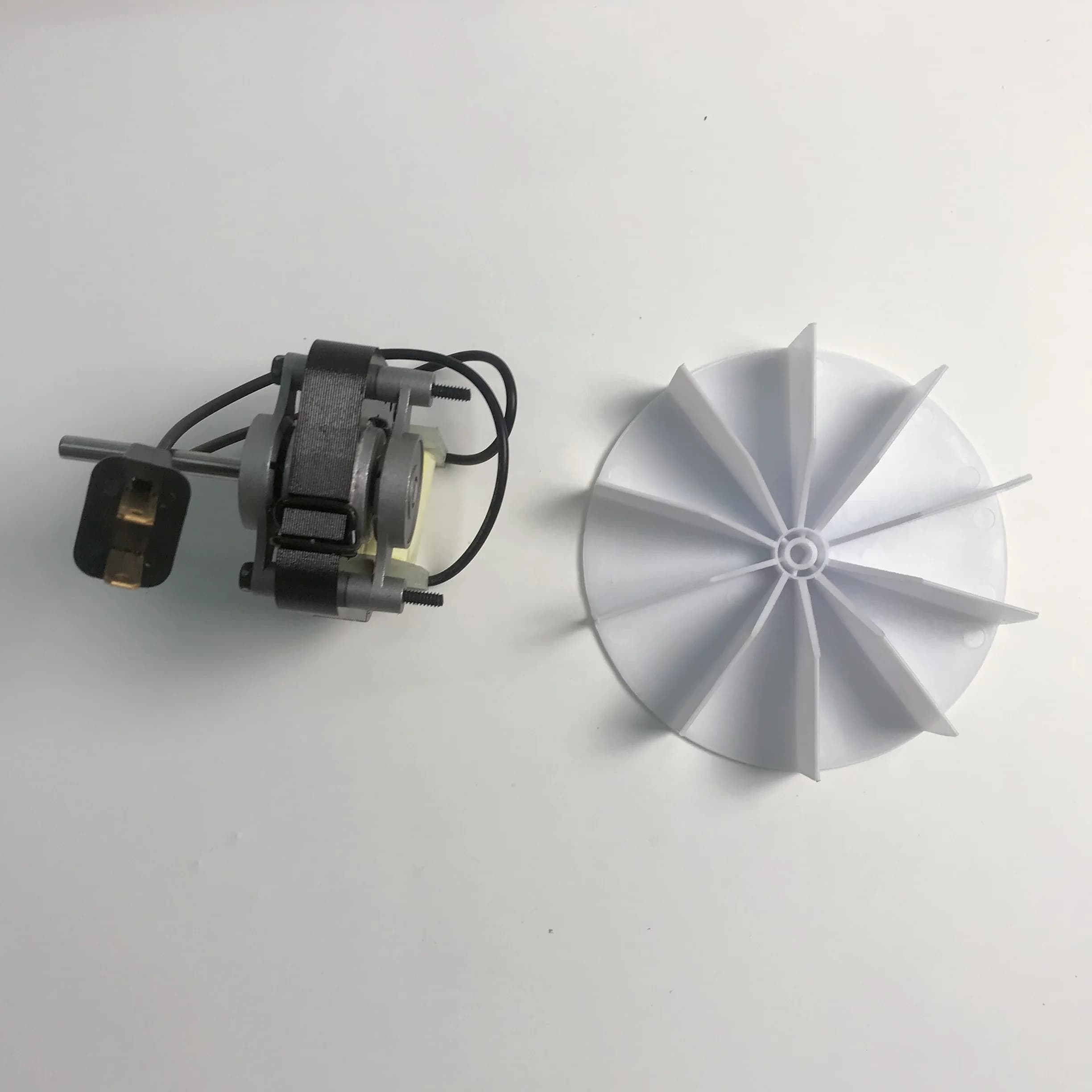 Motore per Ventilatore Elettrico da Bagno CNBTR 120V SM550 con Pala Ventilatrice