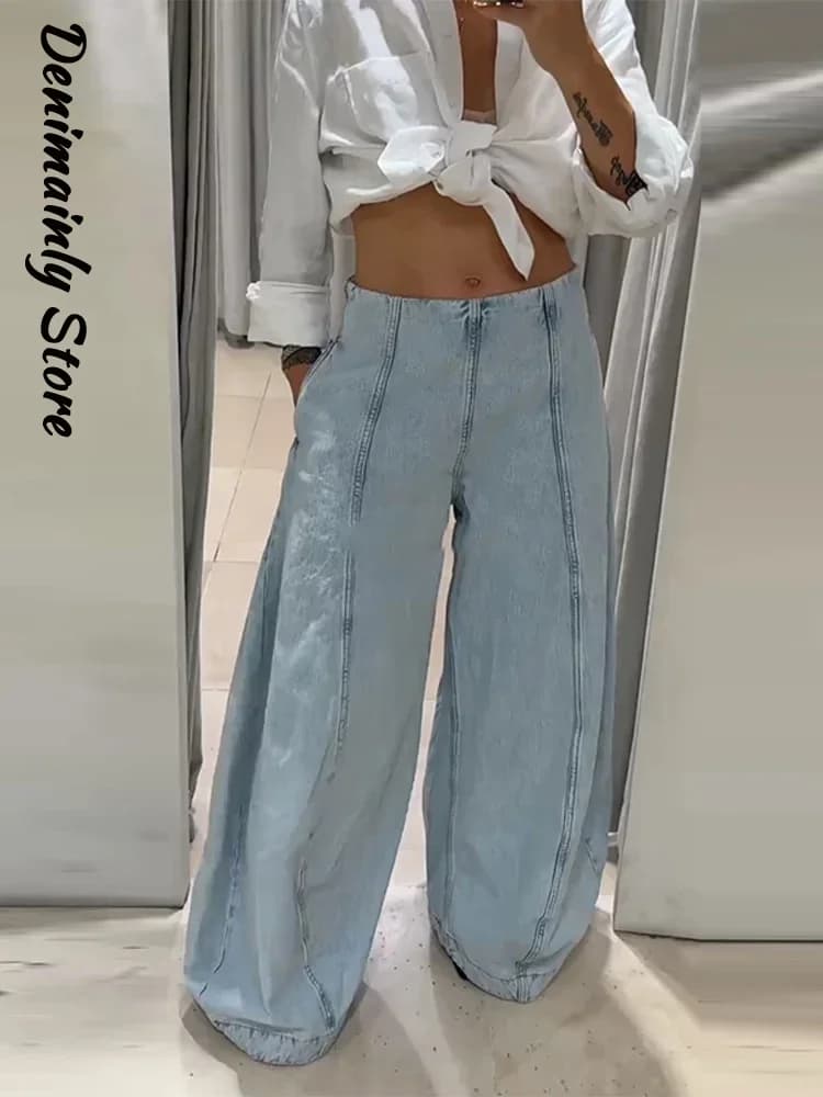 Pantaloni in denim con rivetti vintage da donna Pantaloni a gamba larga dritti slim a vita bassa solidi 2025 Jeans da donna High Street primavera estate Nuovo