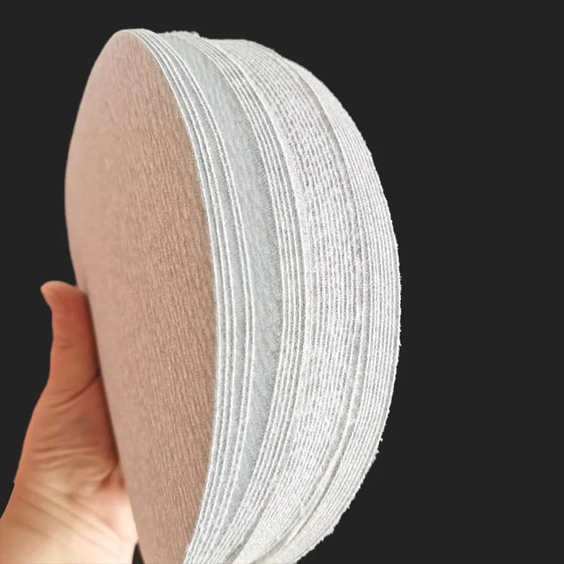 Disco per smerigliatrice ad aria con carta abrasiva a secco rotonda da 7 pollici 175 mm con tampone di carta vetrata per lucidatura autoadesiva floccata posteriore per auto