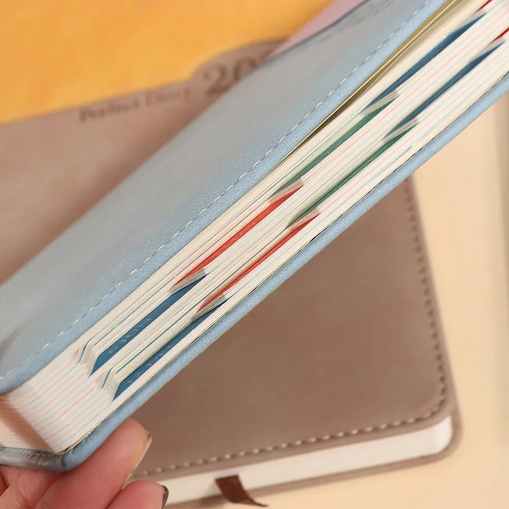 Agenda Planner 2026 per 365 Giorni, Blocco Note in Inglese con Carta Spessa A5, Quaderno per Pianificazione, Organizzazione Efficiente e Autodisciplina
