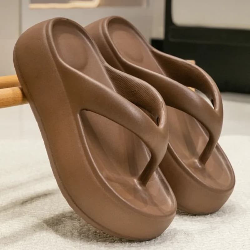 Popolare Chunky Platform Sandali con punta a clip 2025 Donna Nuovo fondo spesso Slip On Silppers EVA Anti-odorante Sandalias De Mujer 5 cm