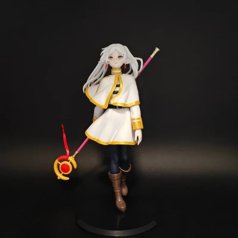Statuetta Anime di Frieren da Frieren: Oltre la Fine del Viaggio, Ragazza Elfo con Bastone Magico, Statua da Collezione, Decorazione da Scrivania per Fan degli Anime